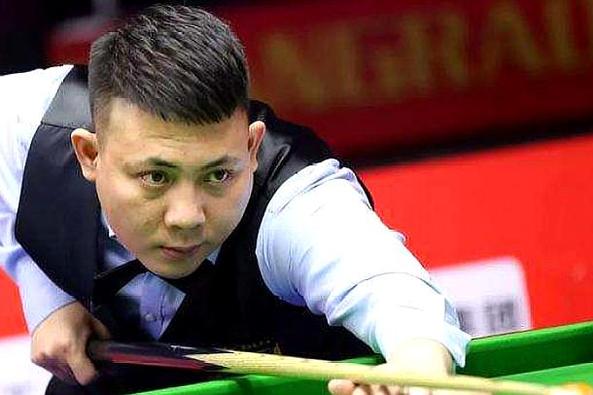 球迷们对他 球迷们对他