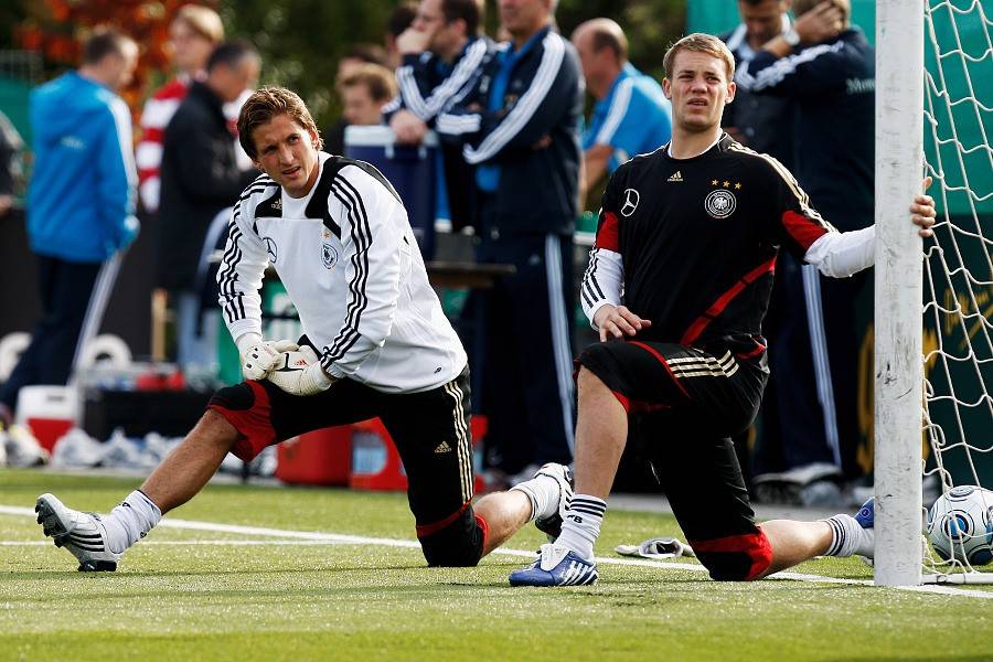 热身赛中 热身赛中