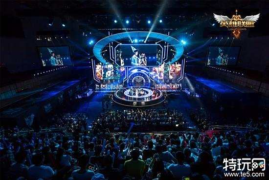 面中屡屡上 面中屡屡上